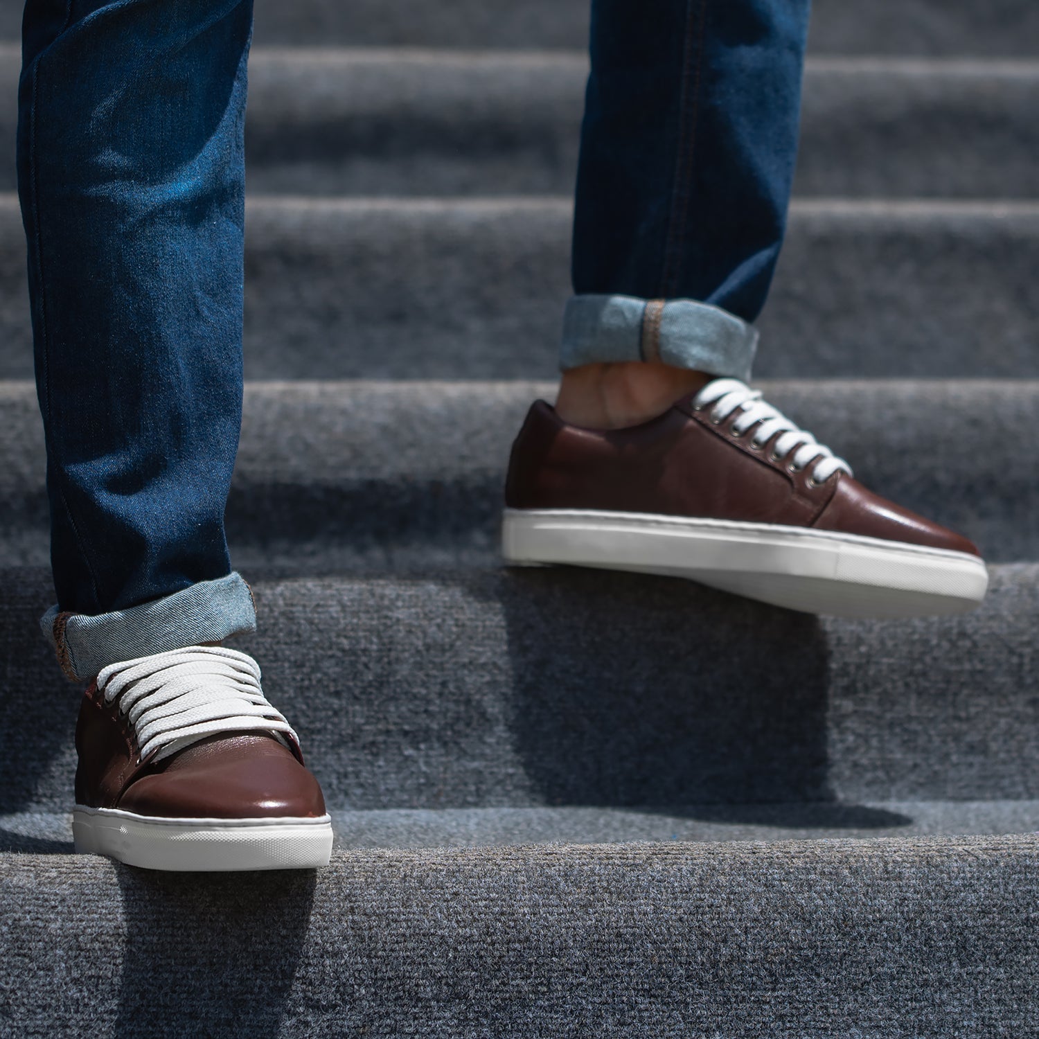 Maroon sneakers outfit mens sale